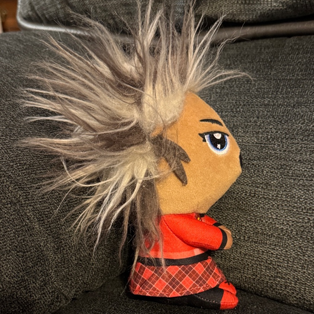 8” Ash from the Illumination Movie Sing & Sing 2 - Picture 7 of 9